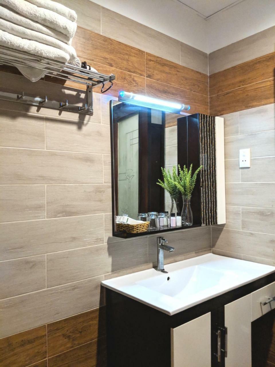 Green Suites Hotel Ho Chi Minh-stad Buitenkant foto
